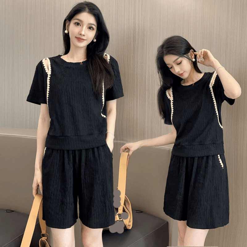 Korean Lifestyle - Kore Moda Kapalı Omuz T-Shirt Iki