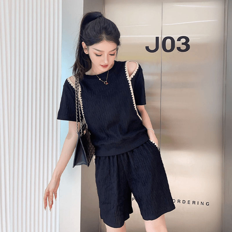 Kore Moda Kapalı Omuz T-Shirt  - Korean Lifestyle incelemesi ve fiyatı